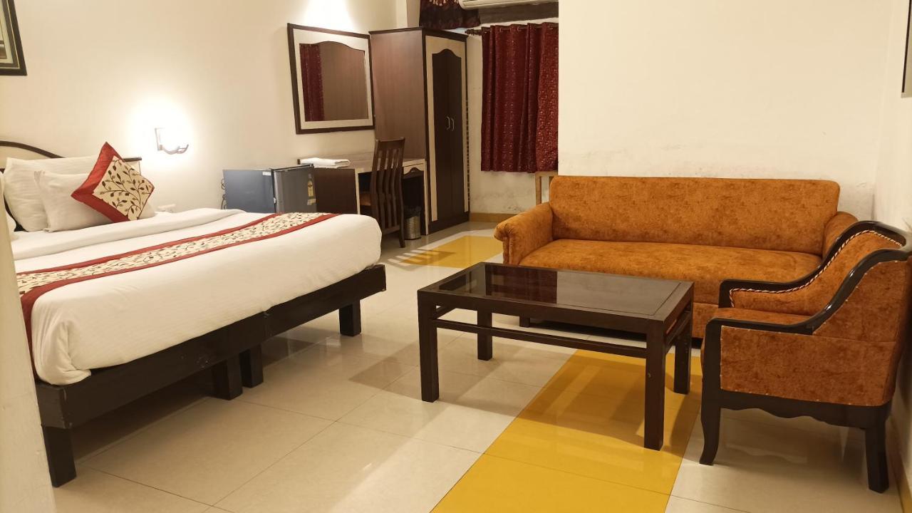 Hotel Siddharth Paradise Dehradun Extérieur photo